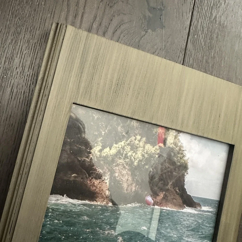 Green Taupe Wood Grain Picture Photo Frame 5x7 Tabletop Farmhouse Cottagecore